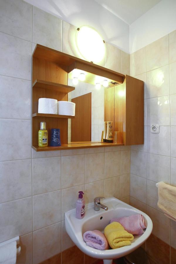 Apartments Vila Ana Seline Kültér fotó