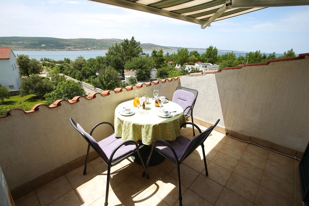 Apartments Vila Ana Seline Kültér fotó